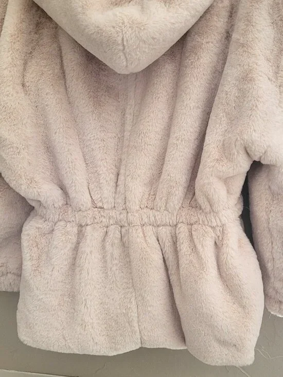 Urban Outfitters Faux Fur Jacket - Picture 8 of 9